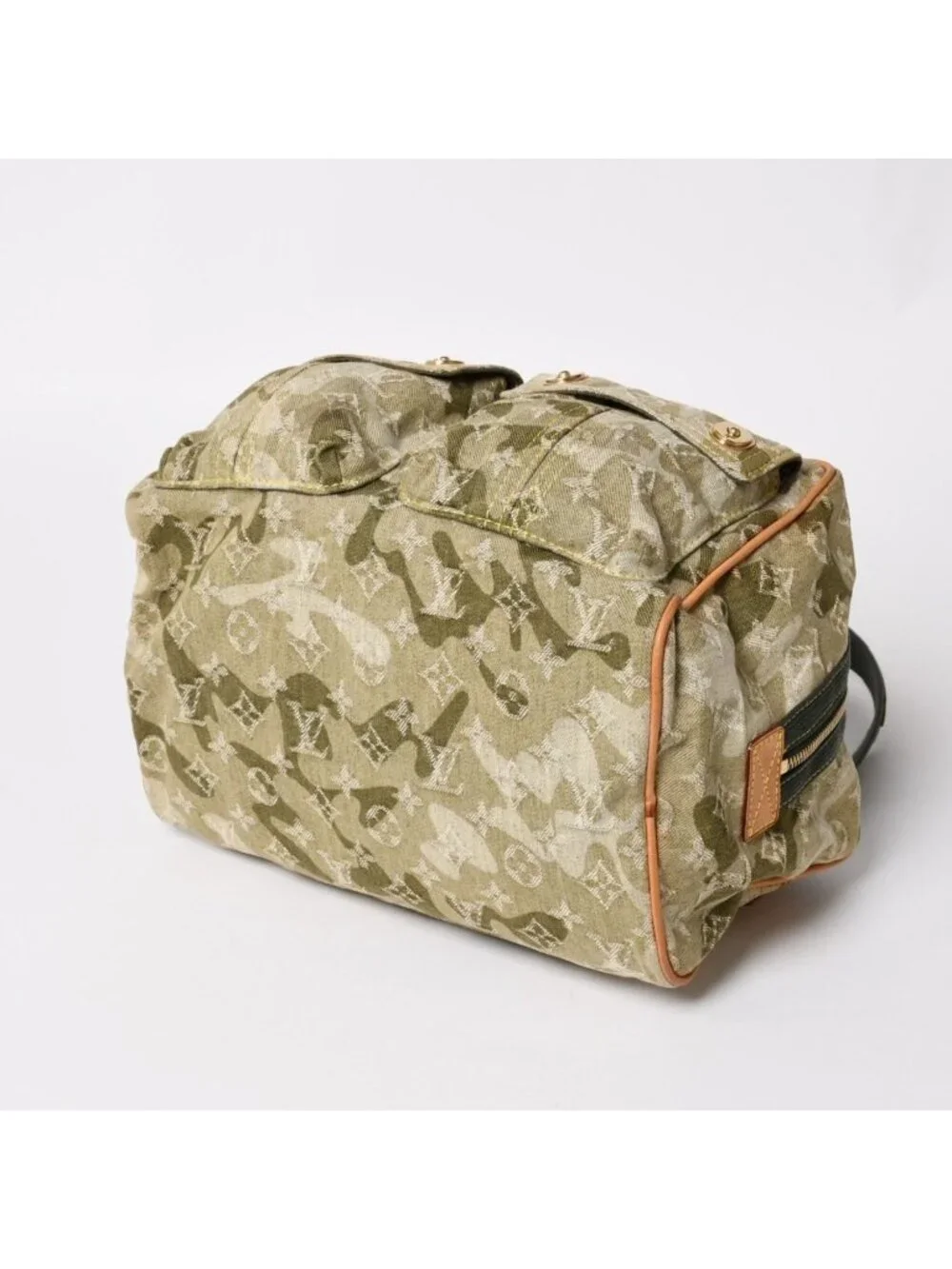 Louis Vuitton Monogram Moflage Denim Jasmine Handbag Khaki Takashi Murakami